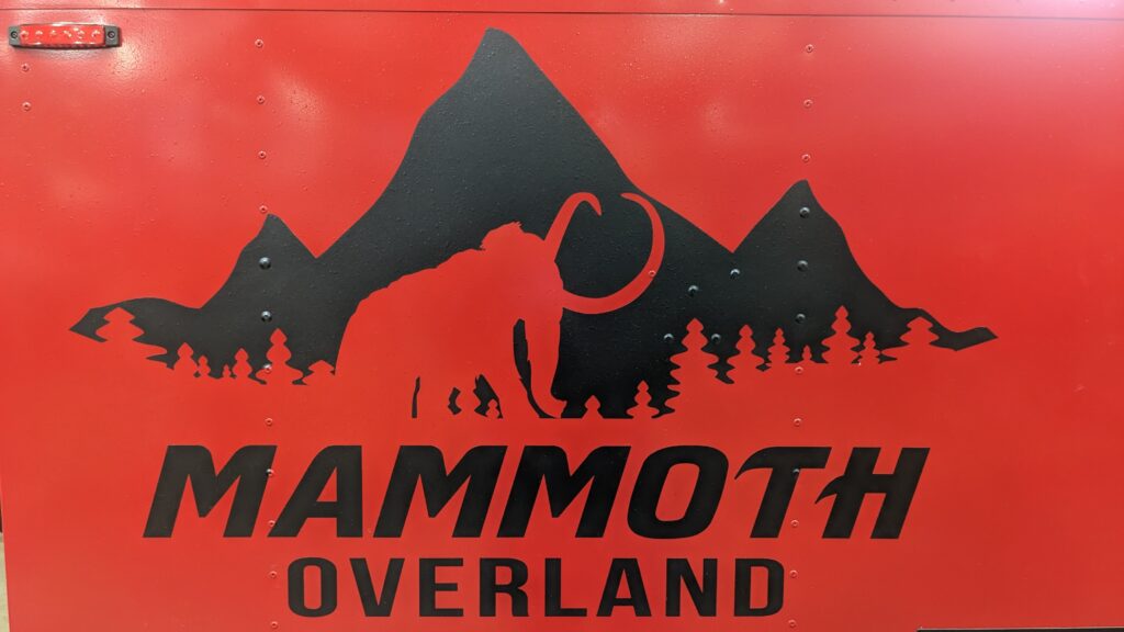 Mammoth overland red