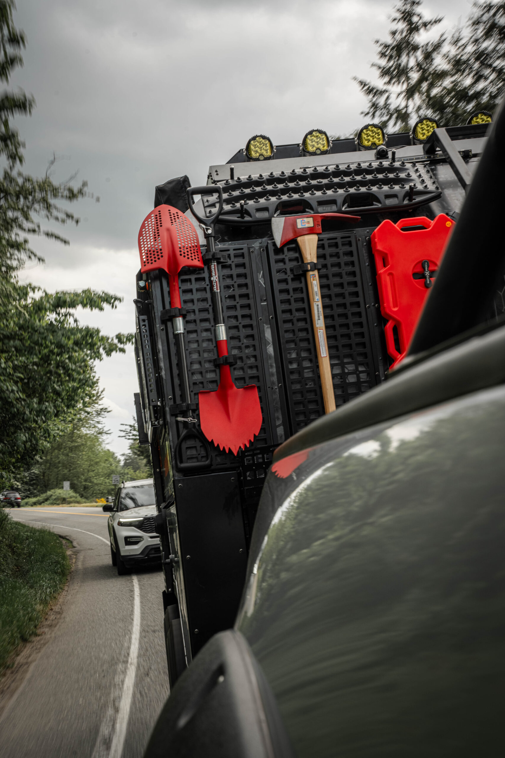 XLE Mammoth Ovelrand Offroad doomsday trailer bunker