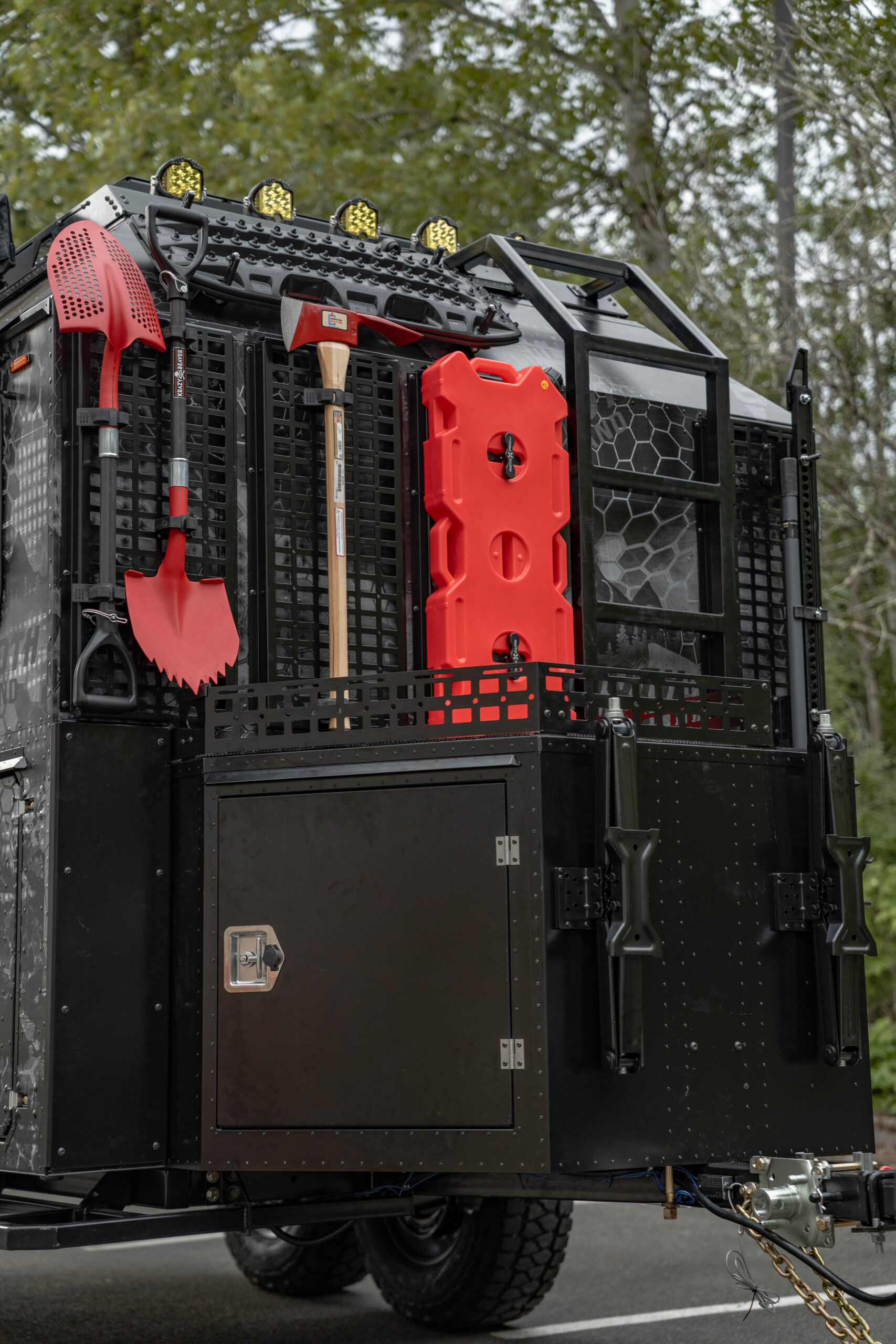 XLE Mammoth Ovelrand Offroad doomsday trailer bunker