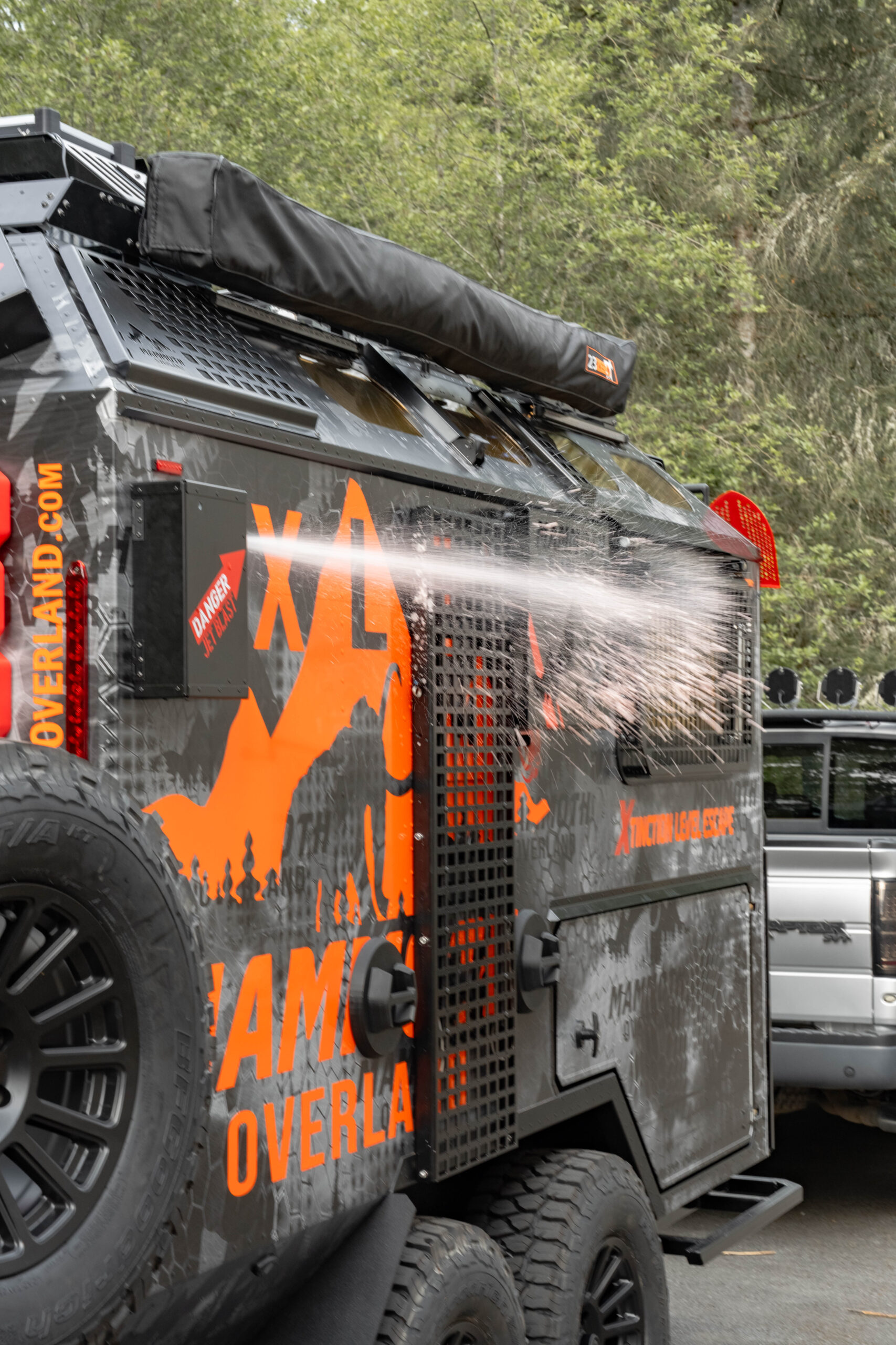 XLE Mammoth Ovelrand Offroad doomsday trailer bunker