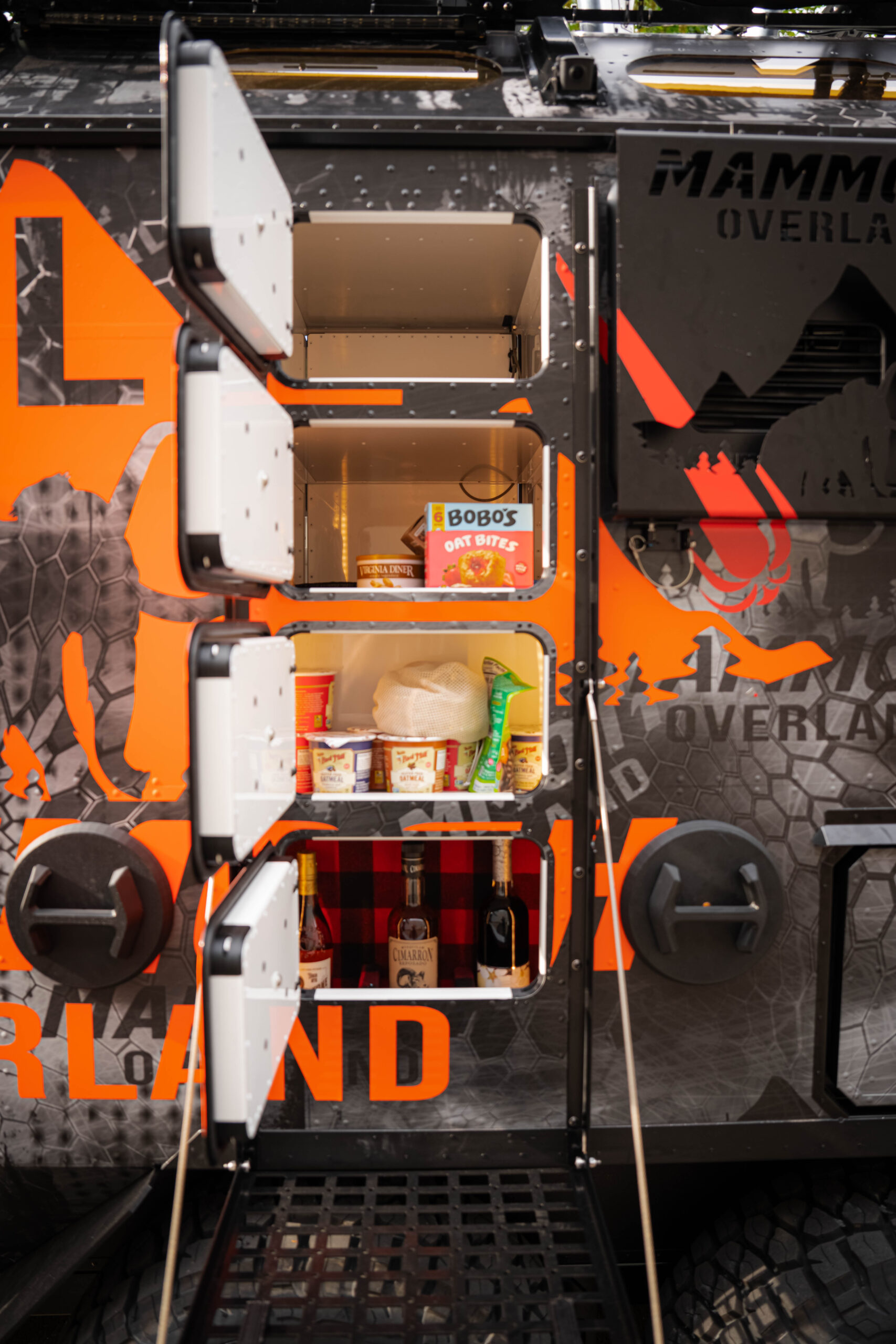XLE Mammoth Ovelrand Offroad doomsday trailer bunker