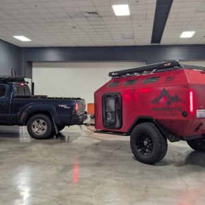 Red offroadtrailer teardrop hv mammoth overland